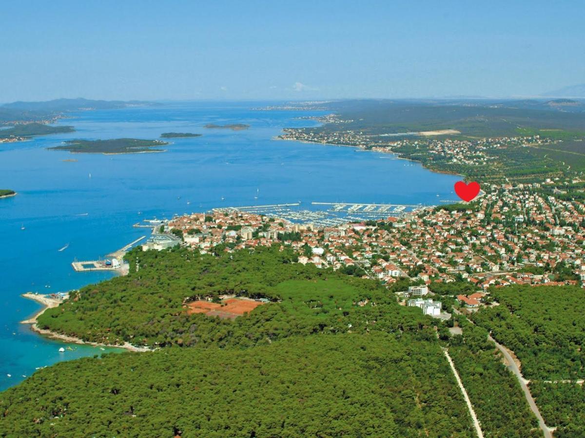 Beach Apartments Roza - The Garden Apartment Biograd Na Moru Exteriér fotografie